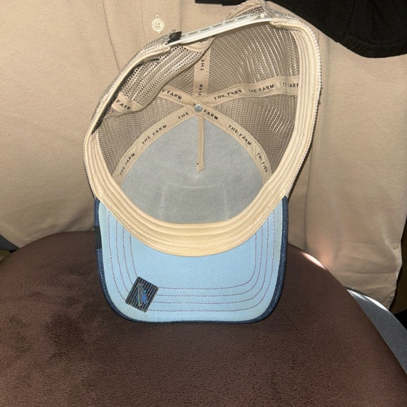 Goorin Bros Beige Trucker Hat - Picture 5 of 6